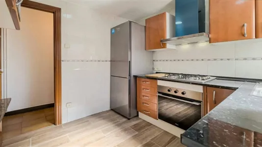 Rooms in Barcelona Sant Andreu - photo 5