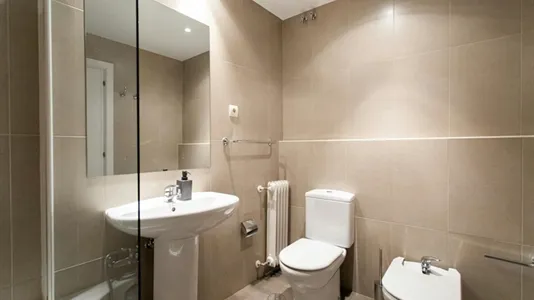 Rooms in Madrid Chamberí - photo 10