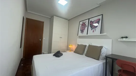 Rooms in Bilbao - photo 8