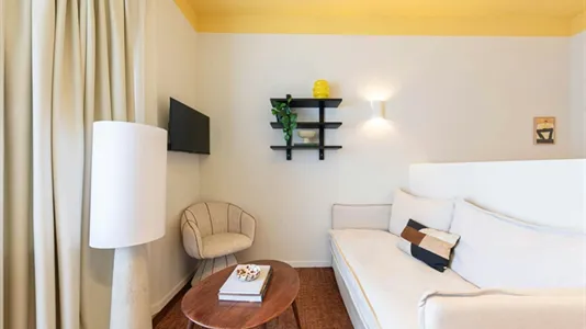 Apartments in Brussels Etterbeek - photo 2