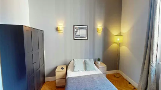 Rooms in Lyon - photo 4