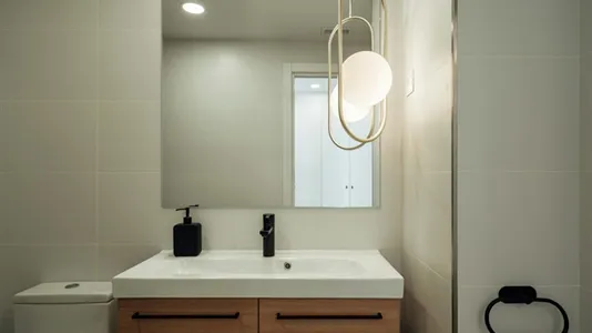 Apartments in Barcelona Ciutat Vella - photo 5