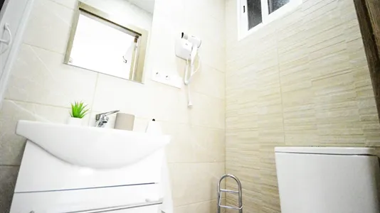 Rooms in Valencia Algirós - photo 9