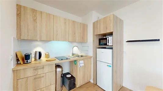 Rooms in Nanterre - photo 4