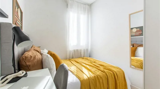 Rooms in Madrid Retiro - photo 2
