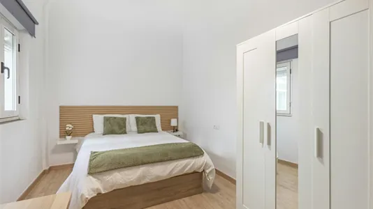 Rooms in Granada - photo 4