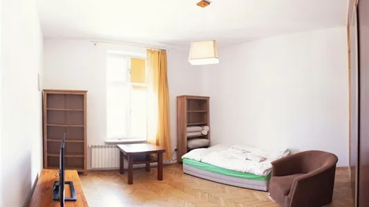 Rooms in Location is not specified - photo 1