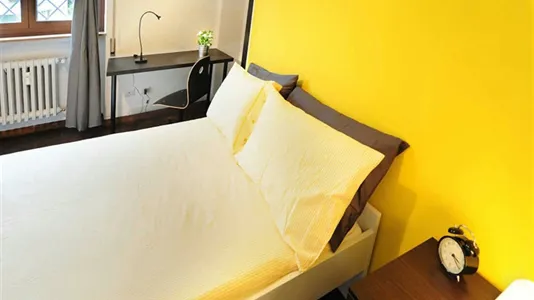 Rooms in Roma Municipio II – Parioli/Nomentano - photo 2
