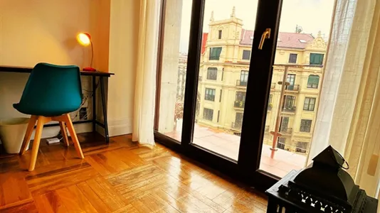 Rooms in Bilbao - photo 5