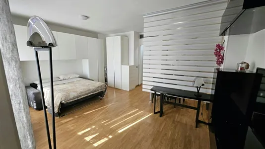 Apartments in Desio - photo 4