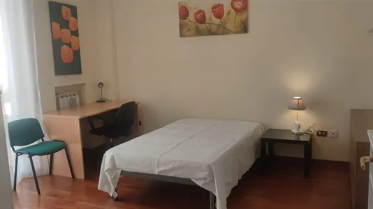 Rooms in Napoli Municipalità 5 - photo 5