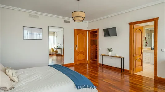 Rooms in Madrid Chamartín - photo 5