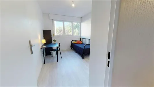 Rooms in Lyon - photo 4
