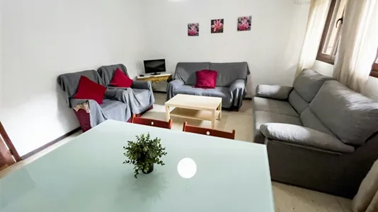 Rooms in Enramadilla - photo 6