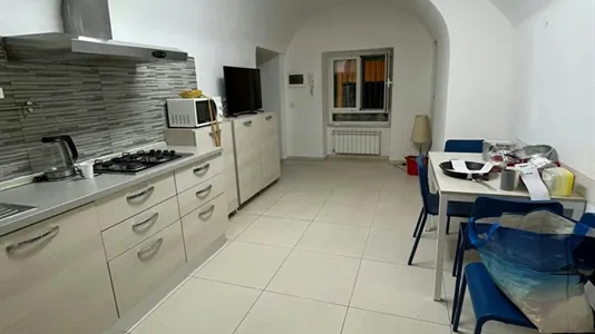 Rooms in Napoli Municipalità 2 - photo 5