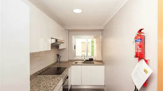 Rooms in Valencia Algirós - photo 9