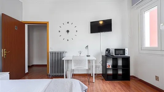 Rooms in Alcalá de Henares - photo 5
