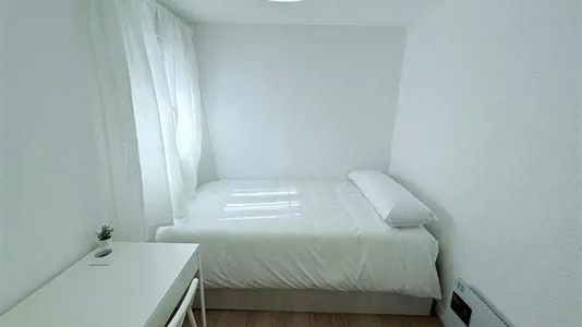Rooms in Los Berrocales - photo 2