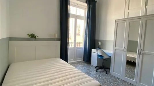 Rooms in Valencia Ciutat Vella - photo 9