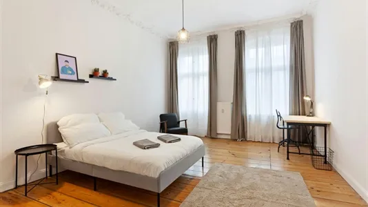 Rooms in Location is not specified - photo 1