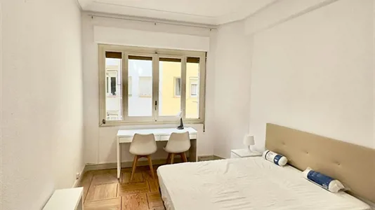 Rooms in Madrid Chamberí - photo 2
