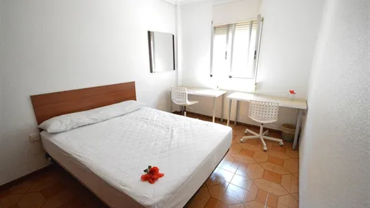 Rooms in Valencia Algirós - photo 5