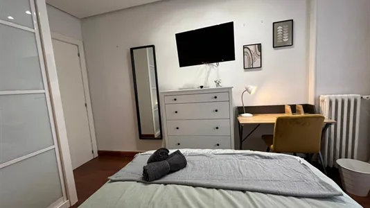 Rooms in Bilbao - photo 8