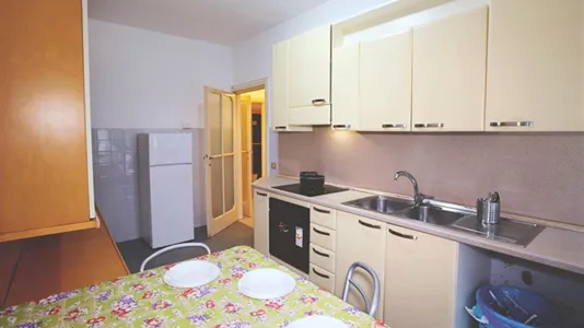 Rooms in Lecco - photo 7