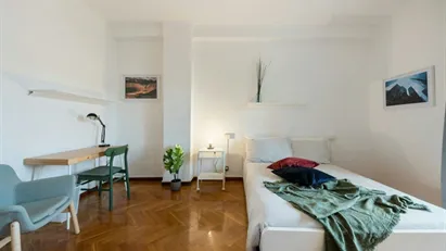 Room for rent in Milano Zona 6 - Barona, Lorenteggio, Milan