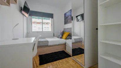 Room for rent in Madrid Chamartín, Madrid