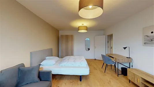 Apartments in Berlin Friedrichshain-Kreuzberg - photo 4