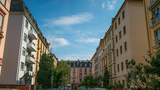 Apartments in Frankfurt Süd - photo 9