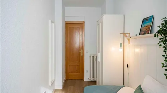 Rooms in Madrid Tetuán - photo 10