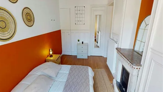 Rooms in Paris 10ème arrondissement - photo 6