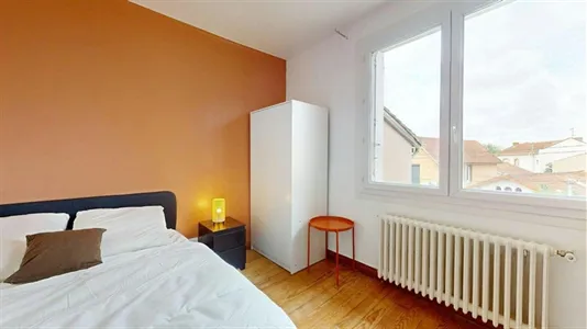 Rooms in Toulouse - photo 3