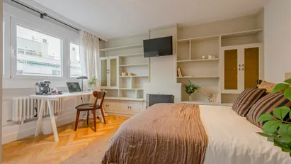 Room for rent in Madrid Retiro, Madrid