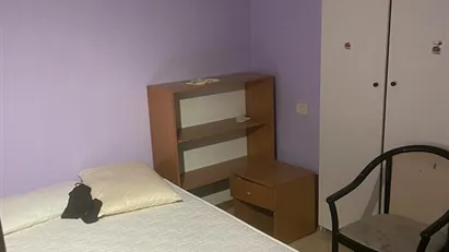 Room for rent in Napoli Municipalità 2, Naples