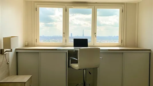 Apartments in Nanterre - photo 5