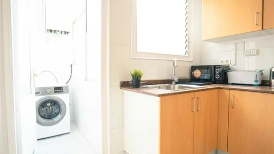 Rooms in Barcelona Les Corts - photo 9