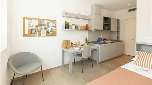Apartments in Florence - photo 2