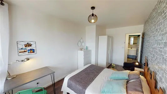 Rooms in Nanterre - photo 2