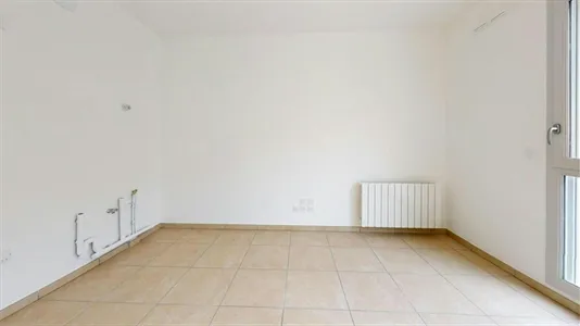 Apartments in Lyon - photo 3