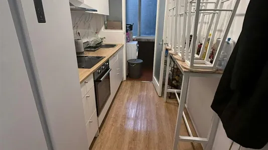 Rooms in Barcelona Eixample - photo 5