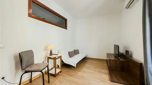 Apartments in Barcelona Ciutat Vella - photo 3