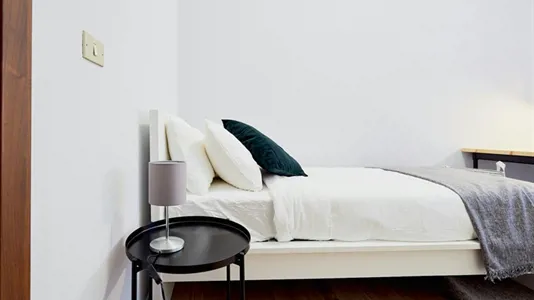 Rooms in Turin - photo 3