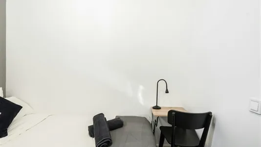 Rooms in Madrid Centro - photo 7