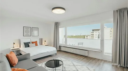 Apartments in Berlin Charlottenburg-Wilmersdorf - photo 2