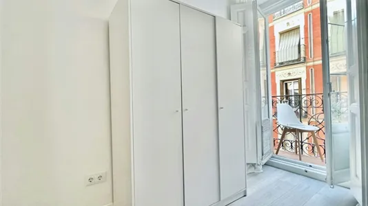 Rooms in Madrid Centro - photo 6