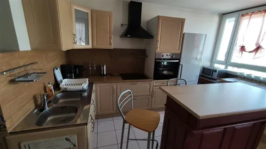 Rooms in Angers - photo 3