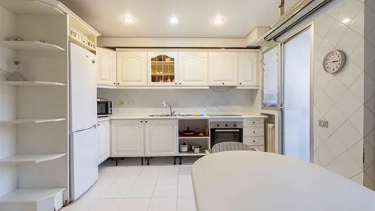 Rooms in Murcia - photo 9